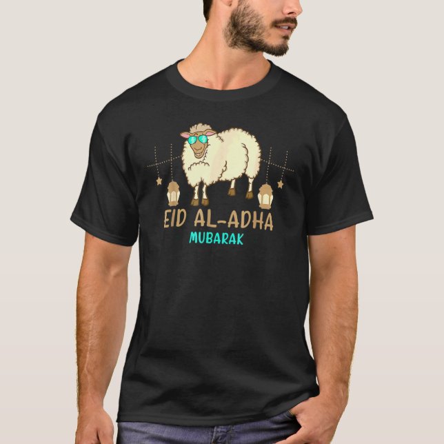 Sheep Sunglasses For Eid Al Adha Mubarak Muslim T-Shirt (Front)