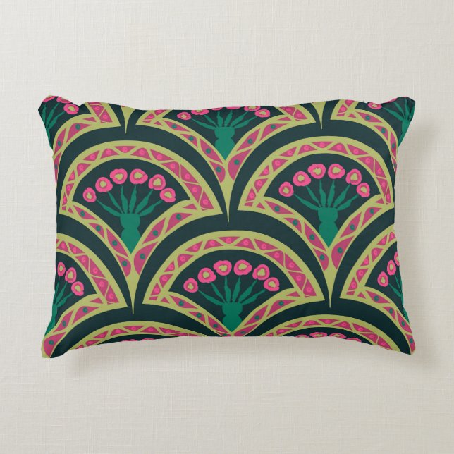 shell shaped green pattern decorative cushion (Front)