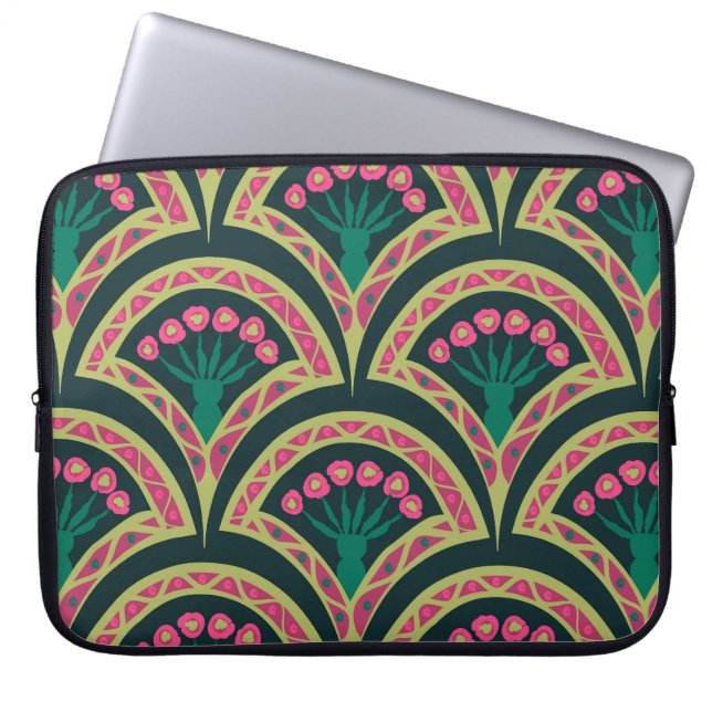 shell shaped green pattern laptop sleeve (Front)