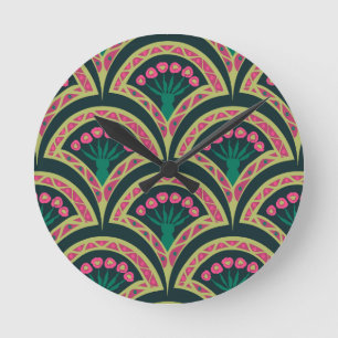 shell shaped green pattern round clock