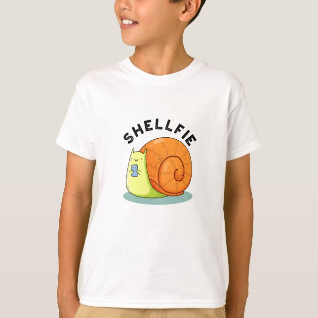Shellfie Funny Snail Selfie Pun  T-Shirt (Front)