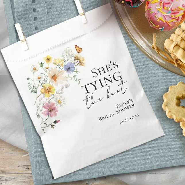 She's tying the knot | Wildflower Bridal Shower Favour Bags (Creator Uploaded)