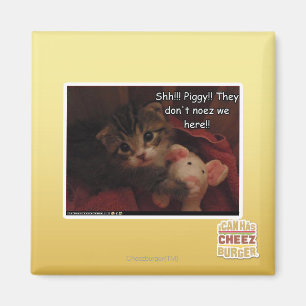 Shh!!! Piggy!! Magnet