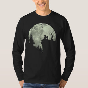 Shih Tzu Dog And Moon Howl In Forest Dog Halloween T-Shirt