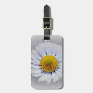 shining white daisy luggage tag