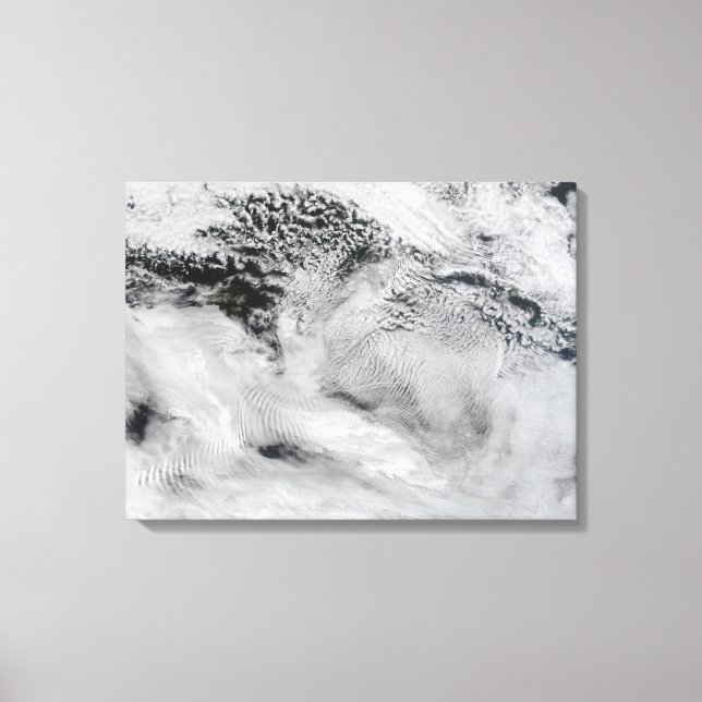Ship-wave-shaped wave clouds canvas print (Front)