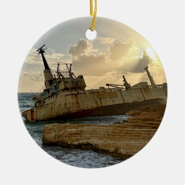Shipwreck Ceramic Tree Decoration (Front)