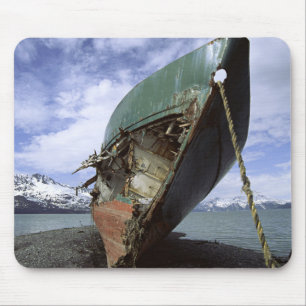 Shipwreck On Shore Mouse Mat
