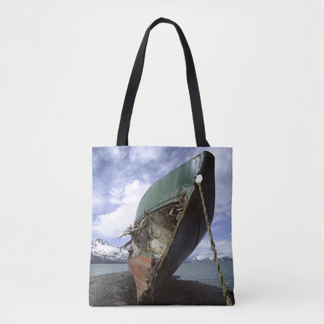 Shipwreck On Shore Tote Bag (Front)