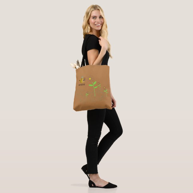 Shopping Bee Bag (On Model)