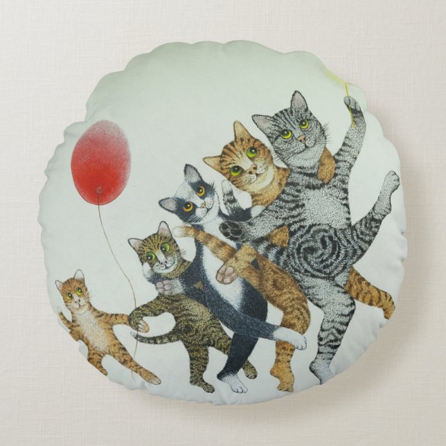 Show stoppers round cushion (Front)