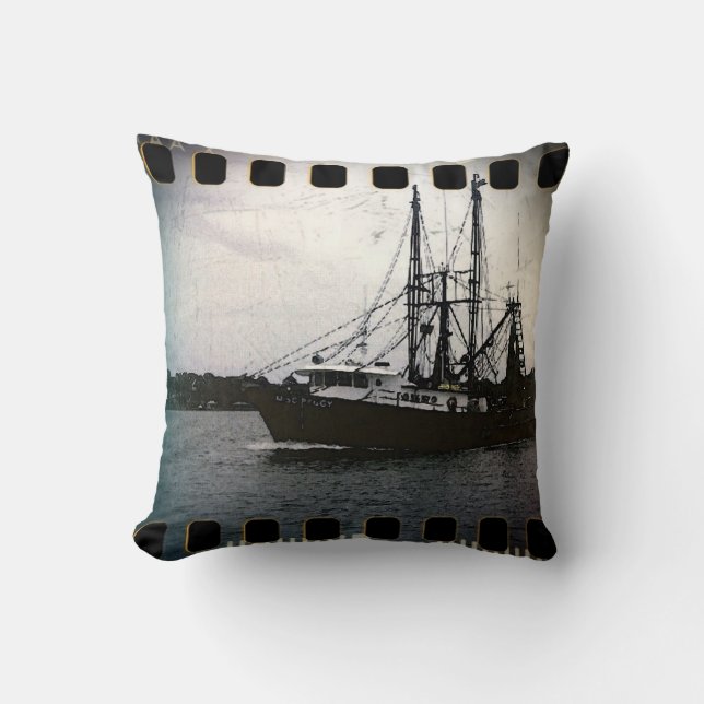 shrimp boat cushion (Front)
