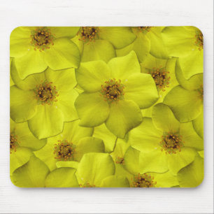 Shrubby Cinquefoil Seamless Pattern Mouse Mat