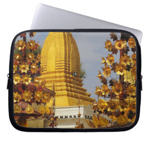 Shwe Zigon Pagoda complex in Bagan (Pagan), Laptop Sleeve