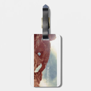 sift through the static luggage tag
