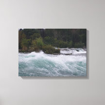 Sightseeing at Niagara Falls