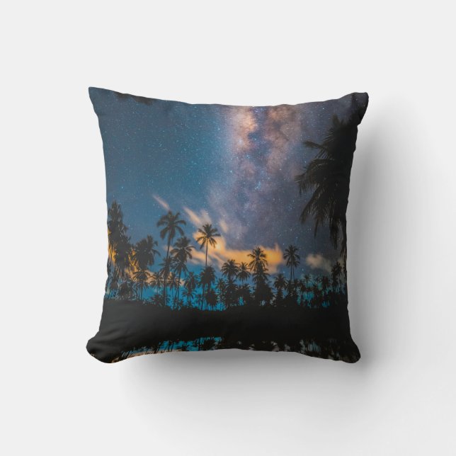 Silhouette of coconut trees reflected on body of w cushion (Front)