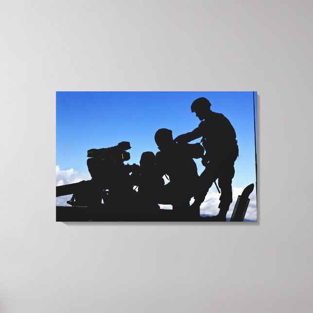 Silhouette of soldiers canvas print (Front)