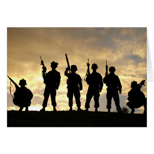 Silhouette of Soldiers in 101st Airborne Division (Front Horizontal)