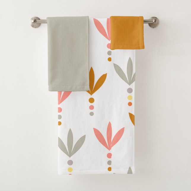 Silver and Gold Bath Towel Set (Insitu)