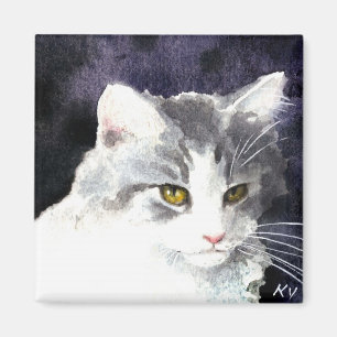 Silver and white kitten magnet
