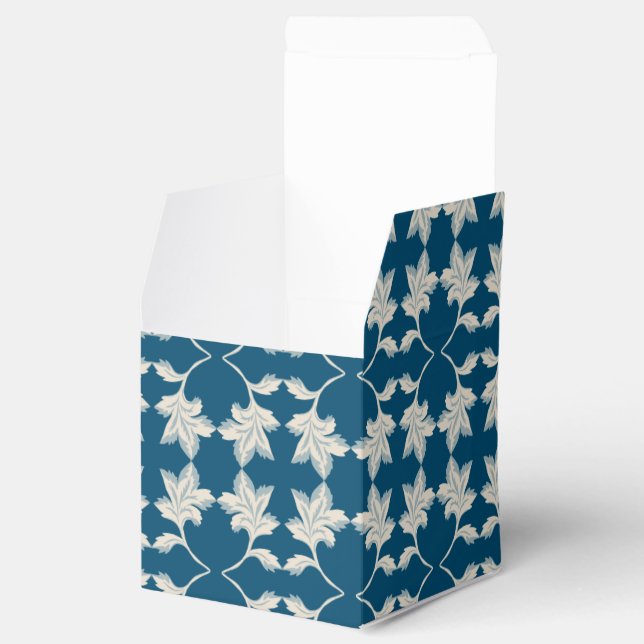 Silver Blue Winding Leaves Favour Box (Opened)