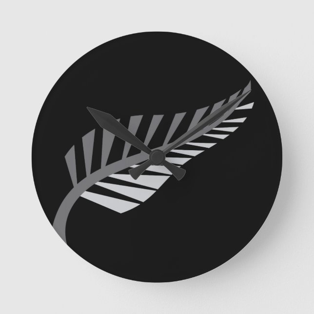 Silver Fern Awesome New Zealand image Round Clock (Front)