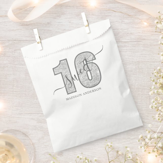 Silver Glitter Script Sweet 16 Birthday Favour Bags (Clipped)