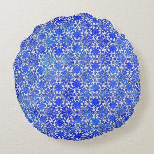 Silver Grey Blue Dancing Scrolls Pattern Round Cushion