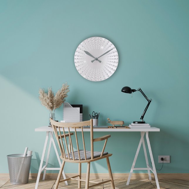Silver Grey Ombre Gem Crystal Diamond White Round Clock (Silver Gray Ombre Gem Crystal Diamond White Round Clock)