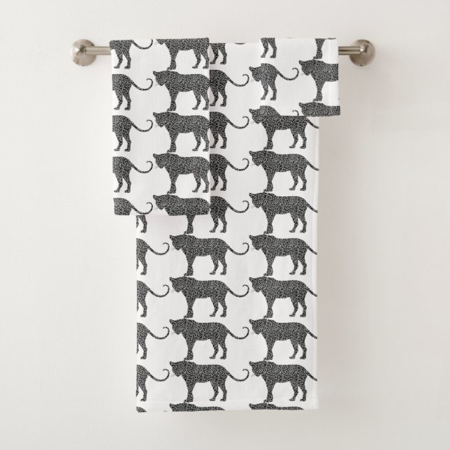 Silver leopard on White Classic Bath Towel Set (Insitu)