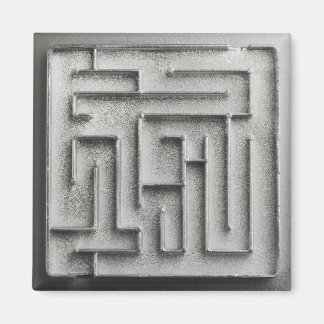 Silver maze magnet