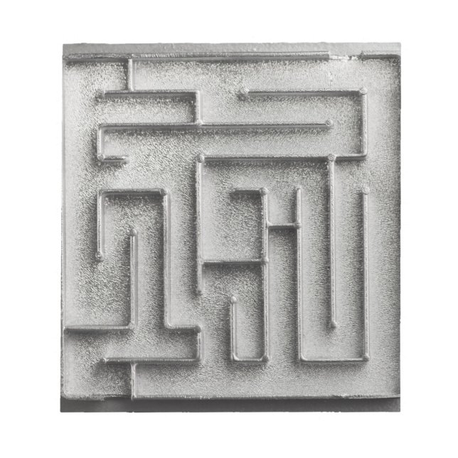 Silver maze notepad (Front)