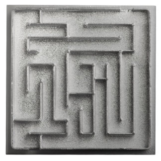 Silver maze tile
