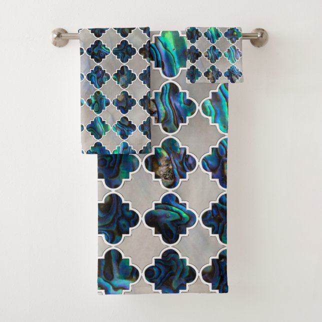 Silver  moroccan pattern on the mother of pearl bath towel set (Insitu)
