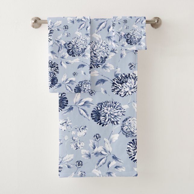 Silver & Periwinkle Blue Floral Toile Bath Towel Set (Insitu)