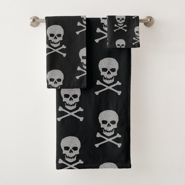 Silver Skull & Crossbones Halloween Bath Towel Set (Insitu)