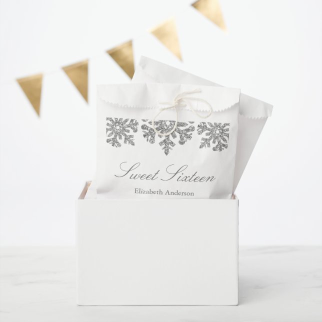 Silver Snowflake Winter Sweet 16 Favour Bags (Party)