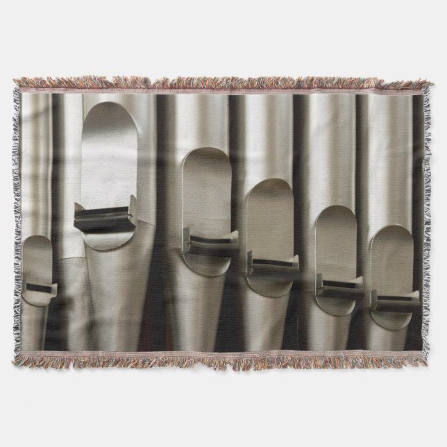 Silvery organ pipes throw blanket (Front)