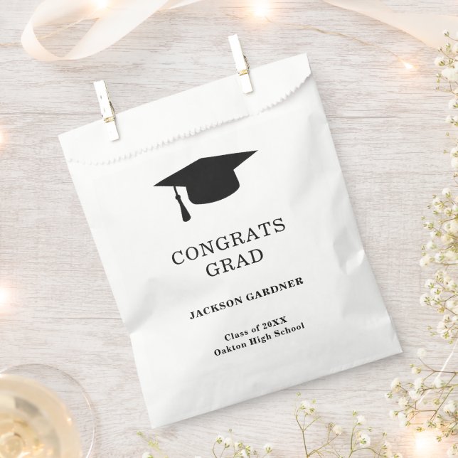Simple Black and White Mortar Board Graduation Favour Bags (Clipped)