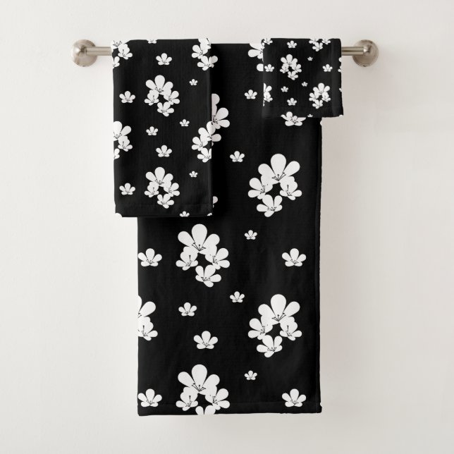 Simple black floral pattern tiny white flowers bath towel set (Insitu)