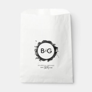 Simple Black White Wedding   Favour Bags