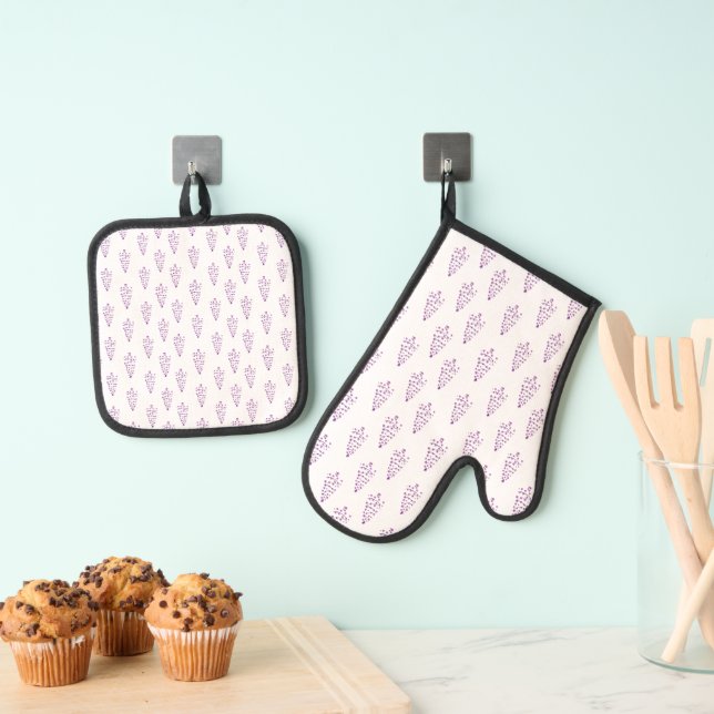Simple  Christmas Tree Oven Mitt & Pot Holder Set (Insitu(Hanging))
