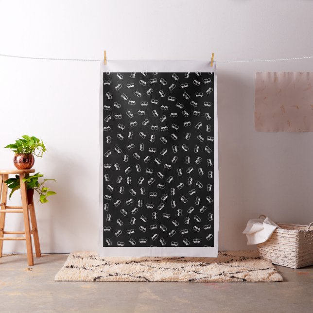 Simple Crown Pattern Fabric (In Situ)