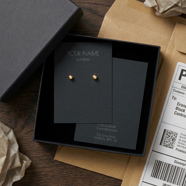 Simple dark earring display card (Simple dark earring display card.)