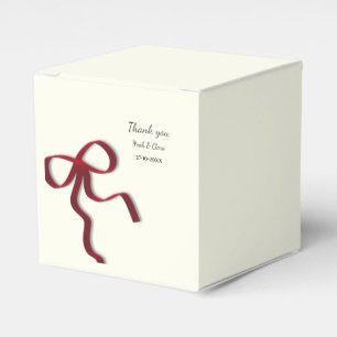 Simple Elegant Minimalist Red Bow Classic Favour Box