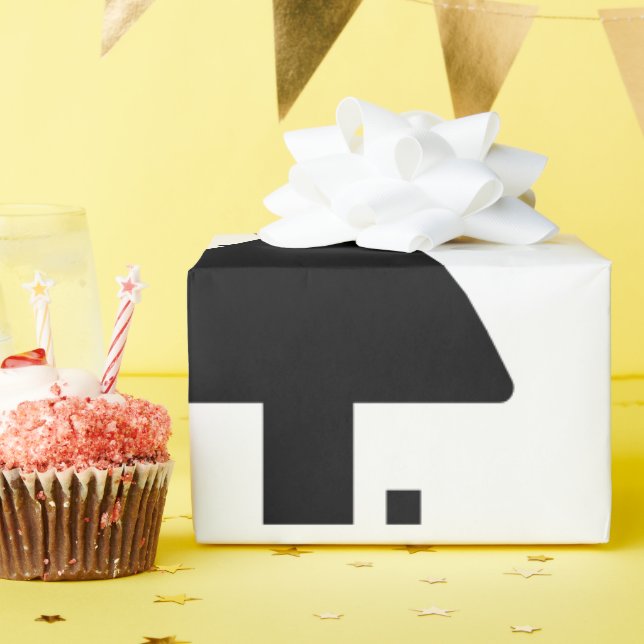 Simple gift wrapping paper (Birthday Party)