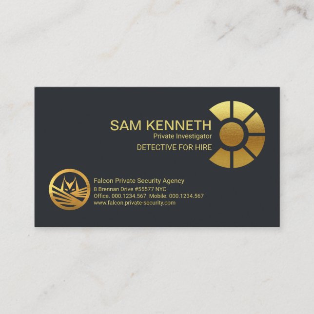 Simple Gold Telescopic Eye Private Investigator Business Card (Front)