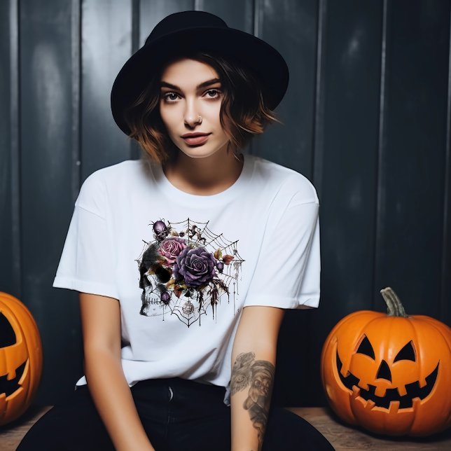 Simple gothic roses & skull Halloween party T-Shirt (Creator Uploaded)