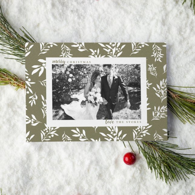 Simple Greenery Holiday Christmas Card (Creator Uploaded)